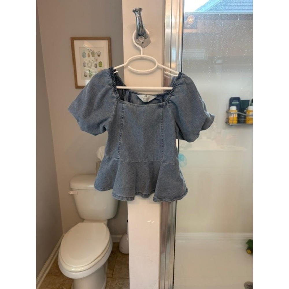 H&M Girls Chambray Puff Sleeve Peplum Top Size 6x/7 Denim Look